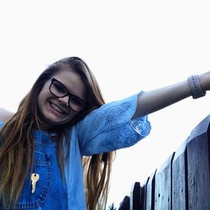 Meet your Posher, Dezerae